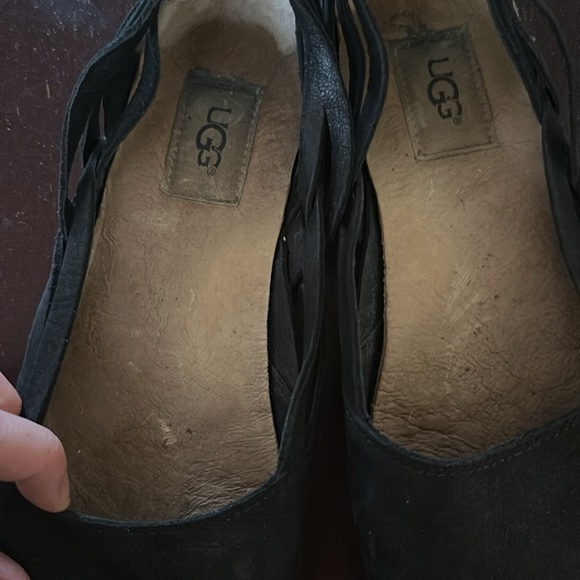 UGG flats - Picture 3 of 5